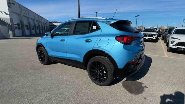 Buick Encore GX Vehicle Full-screen Gallery Image 06