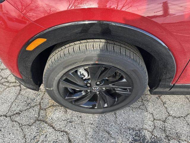 Buick Encore GX Vehicle Full-screen Gallery Image 10