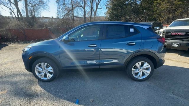 Buick Encore GX Vehicle Full-screen Gallery Image 05