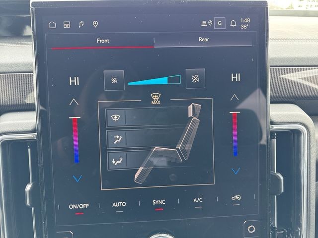 GMC Yukon XL Vehicle Full-screen Gallery Image 19