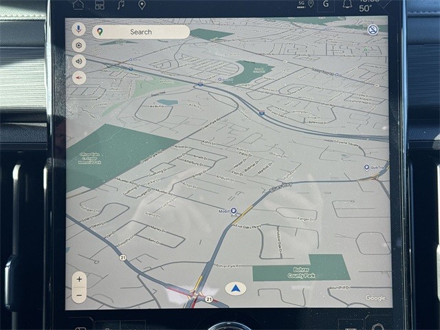 GMC Acadia Vehicle Full-screen Gallery Image 18