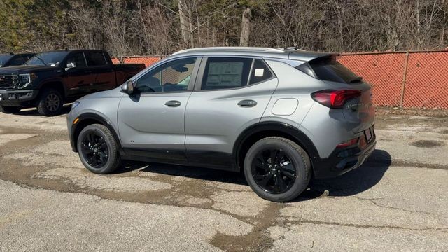 Buick Encore GX Vehicle Full-screen Gallery Image 06