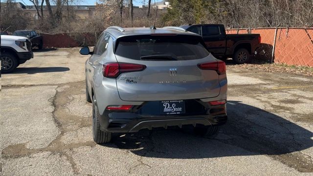 Buick Encore GX Vehicle Full-screen Gallery Image 07