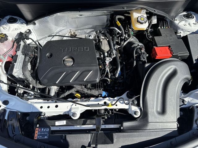 Buick Encore GX Vehicle Full-screen Gallery Image 23