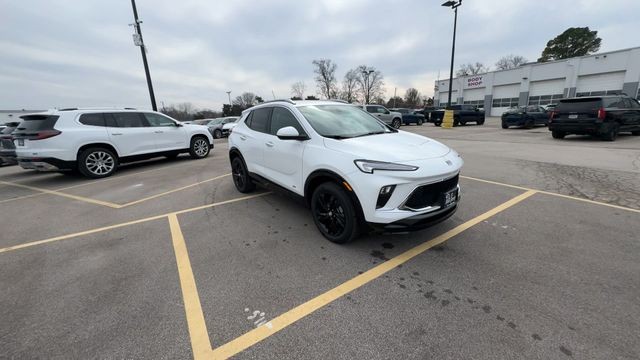 Buick Encore GX Vehicle Full-screen Gallery Image 02