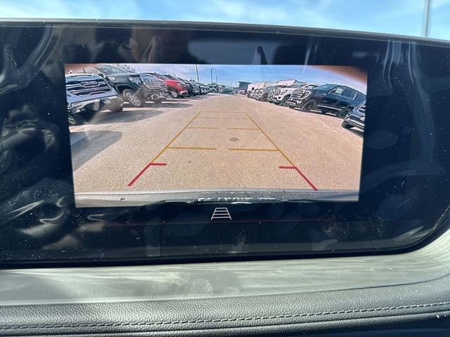 Buick Encore GX Vehicle Full-screen Gallery Image 17