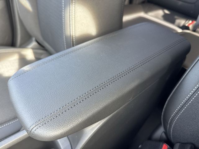 Buick Encore GX Vehicle Full-screen Gallery Image 20