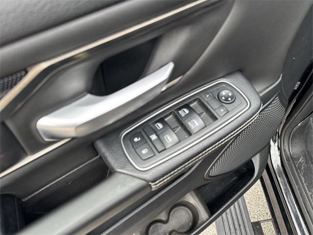 Ram 1500 Vehicle Full-screen Gallery Image 28