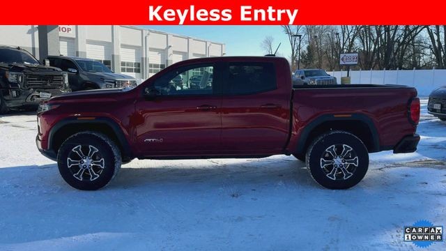 GMC Canyon Vehicle Full-screen Gallery Image 06