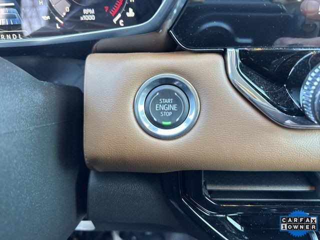 GMC Canyon Vehicle Full-screen Gallery Image 26