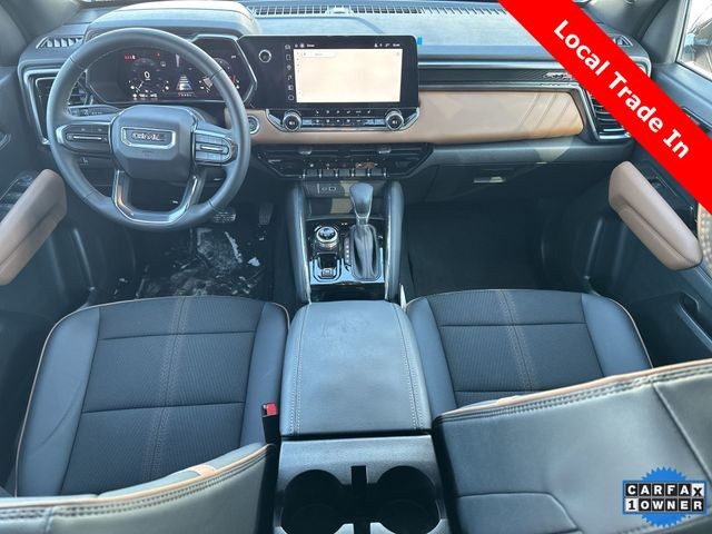 GMC Canyon Vehicle Full-screen Gallery Image 29