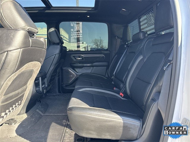 Ram 1500 Vehicle Full-screen Gallery Image 30