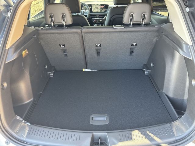 Buick Encore GX Vehicle Full-screen Gallery Image 22