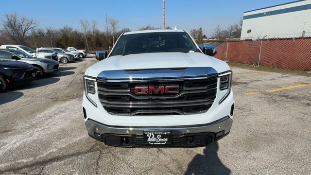 GMC Sierra 1500 Vehicle Full-screen Gallery Image 03