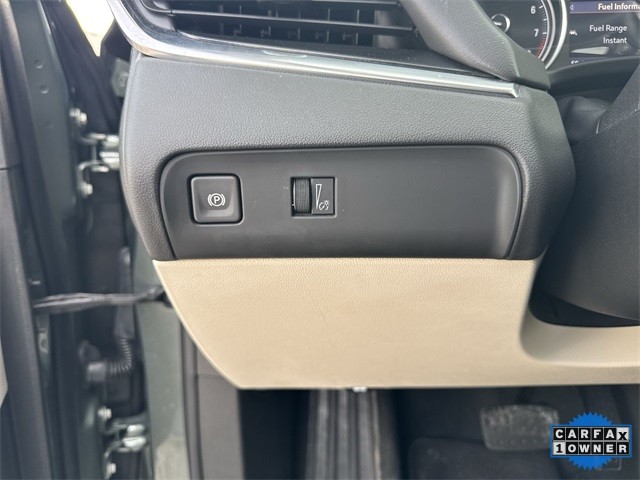 Buick Enclave Vehicle Full-screen Gallery Image 19