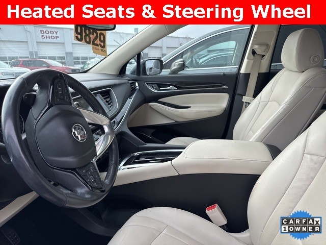 Buick Enclave Vehicle Full-screen Gallery Image 15