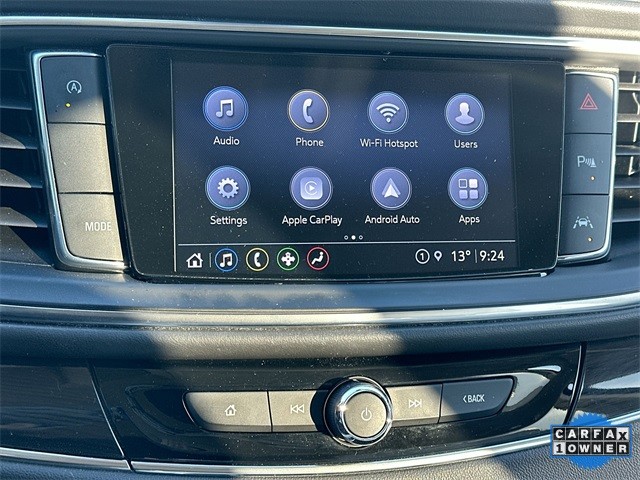 Buick Enclave Vehicle Full-screen Gallery Image 18