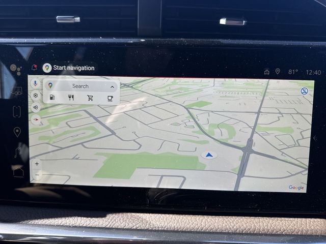 GMC Sierra 1500 Vehicle Full-screen Gallery Image 18