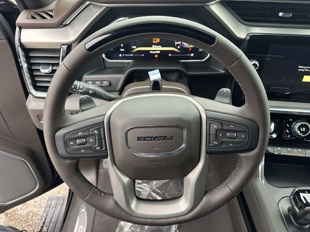 GMC Sierra 1500 Vehicle Full-screen Gallery Image 14