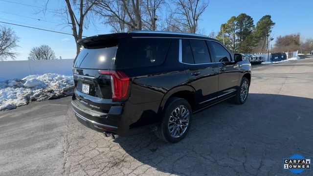 GMC Yukon Vehicle Full-screen Gallery Image 10