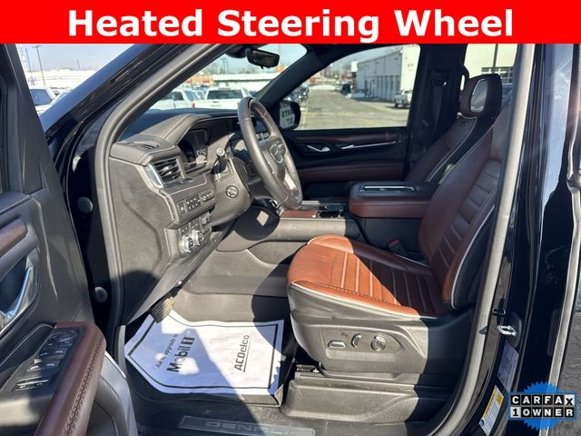 GMC Yukon Vehicle Full-screen Gallery Image 13