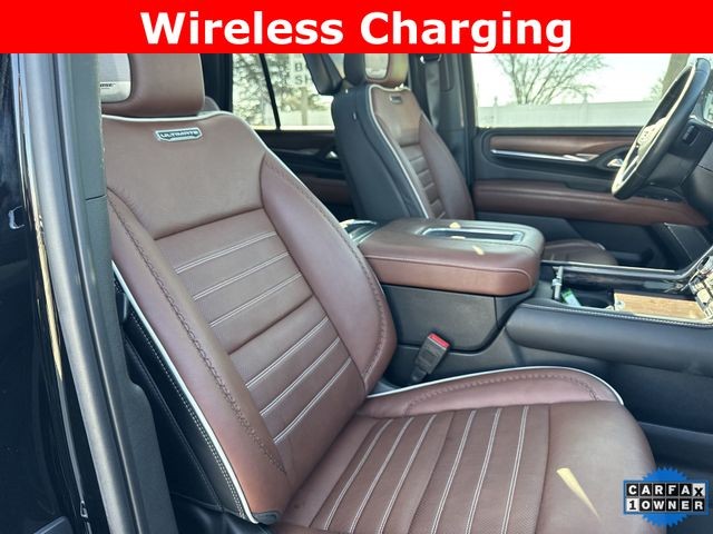 GMC Yukon Vehicle Full-screen Gallery Image 32