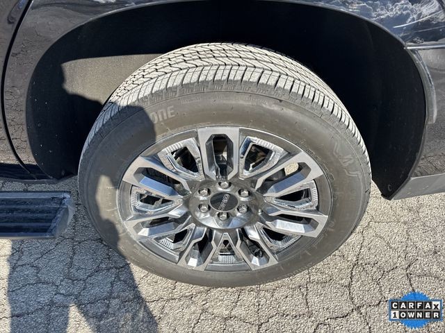 GMC Yukon Vehicle Full-screen Gallery Image 37