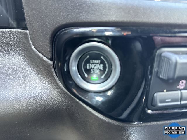 GMC Sierra 1500 Vehicle Full-screen Gallery Image 20