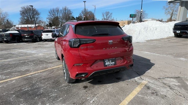 Buick Encore GX Vehicle Full-screen Gallery Image 07