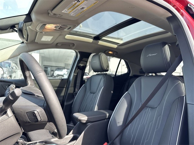 Buick Encore GX Vehicle Full-screen Gallery Image 21