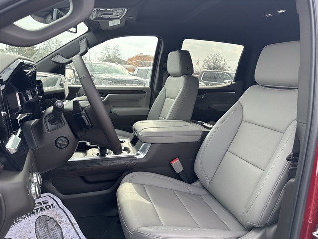 GMC Sierra 1500 Vehicle Full-screen Gallery Image 11