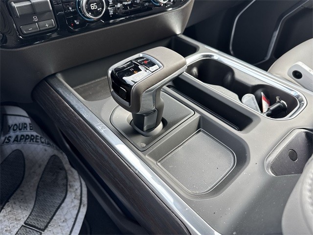 GMC Sierra 1500 Vehicle Full-screen Gallery Image 20