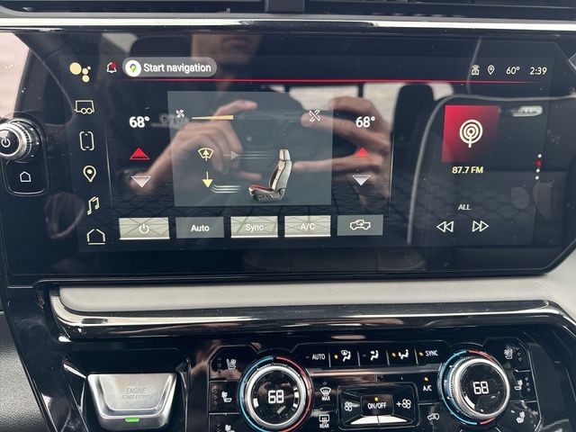 GMC Sierra 1500 Vehicle Full-screen Gallery Image 19