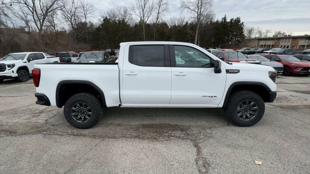 GMC Sierra 1500 Vehicle Full-screen Gallery Image 09