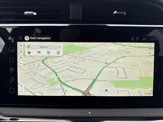 GMC Sierra 1500 Vehicle Full-screen Gallery Image 18