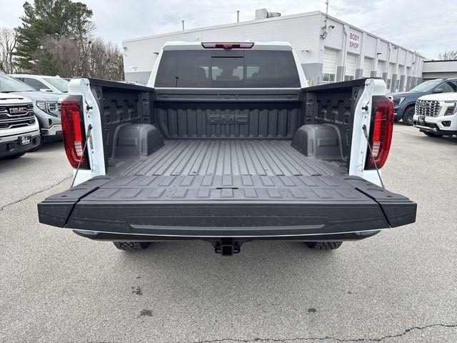 GMC Sierra 1500 Vehicle Full-screen Gallery Image 24