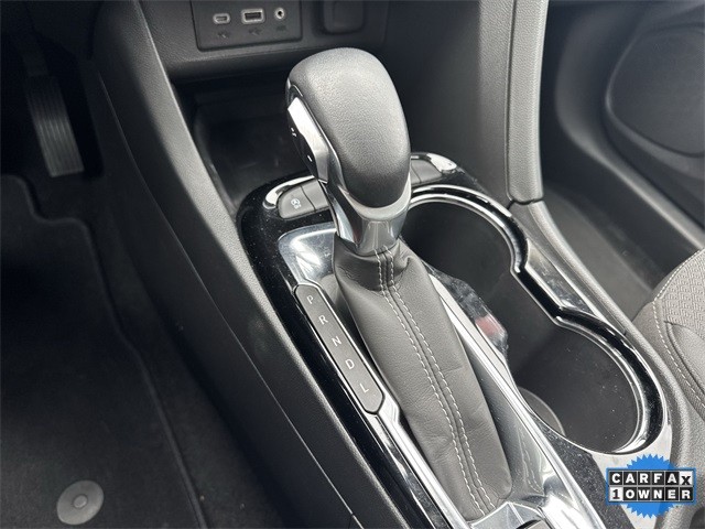 Buick Encore GX Vehicle Full-screen Gallery Image 16