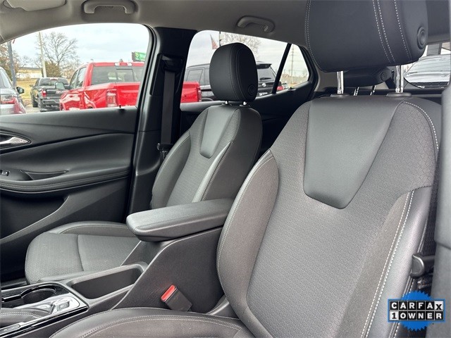 Buick Encore GX Vehicle Full-screen Gallery Image 19