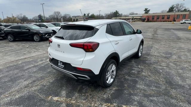 Buick Encore GX Vehicle Full-screen Gallery Image 08