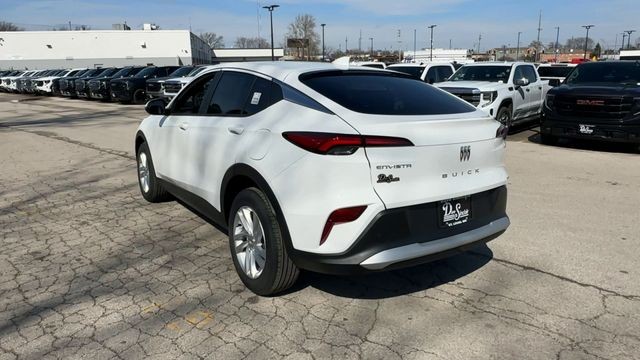 Buick Envista Vehicle Full-screen Gallery Image 06