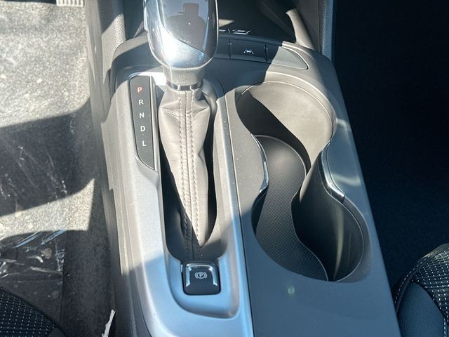 Buick Envista Vehicle Full-screen Gallery Image 20