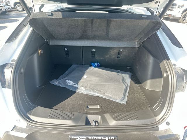 Buick Envista Vehicle Full-screen Gallery Image 22