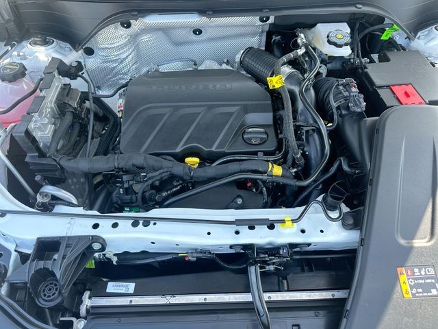 Buick Envista Vehicle Full-screen Gallery Image 24