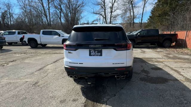 GMC Acadia Vehicle Full-screen Gallery Image 07