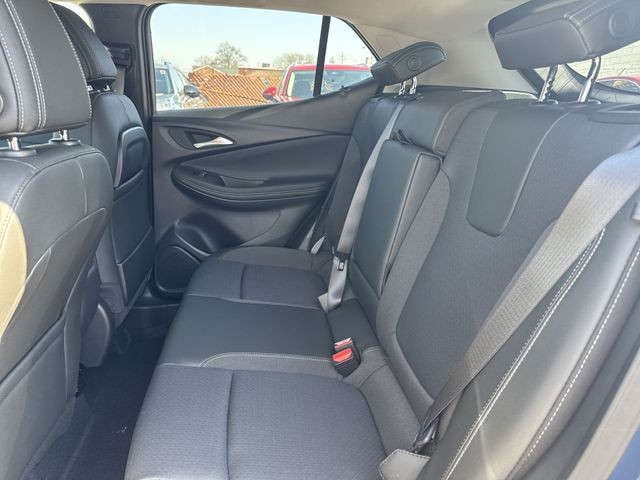 Buick Encore GX Vehicle Full-screen Gallery Image 21