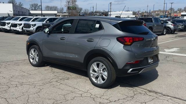 Buick Encore GX Vehicle Full-screen Gallery Image 06