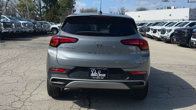 Buick Encore GX Vehicle Full-screen Gallery Image 07