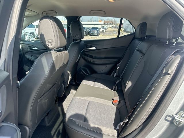 Buick Encore GX Vehicle Full-screen Gallery Image 21