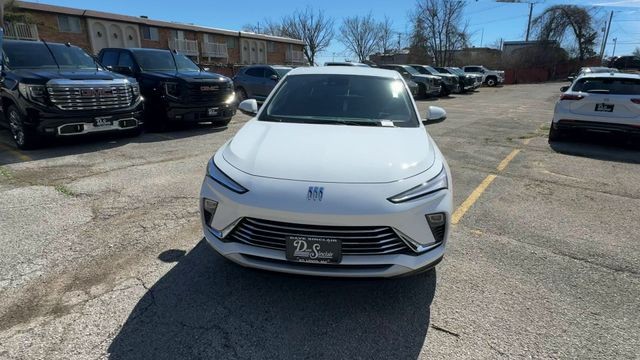 Buick Envista Vehicle Full-screen Gallery Image 03