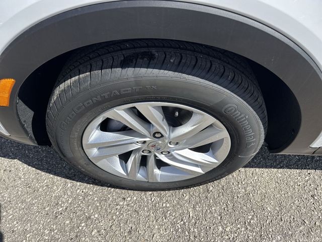 Buick Envista Vehicle Full-screen Gallery Image 10